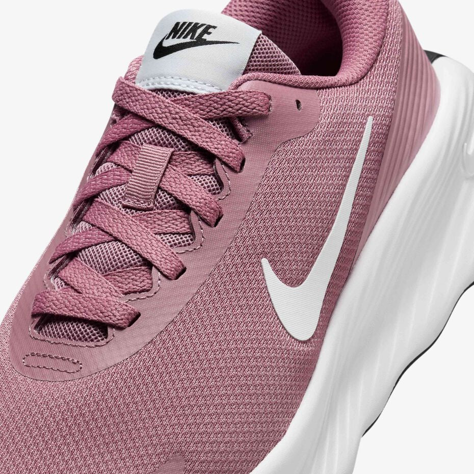 Nike Promina